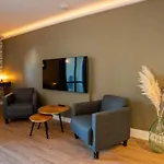 Ac Tourisme - Avec Piscine Et Tennis Apartmán