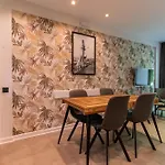 Ac Tourisme - Avec Piscine Et Tennis Apartmán