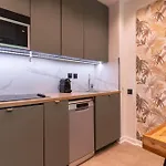 Ac Tourisme - Avec Piscine Et Tennis Apartmán *