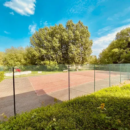 Lägenhet Ac Tourisme - Avec Piscine Et Tennis *