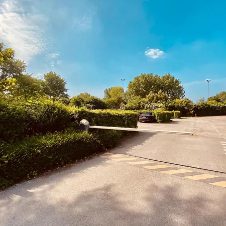 Ac Tourisme - Avec Piscine Et Tennis Apartment *