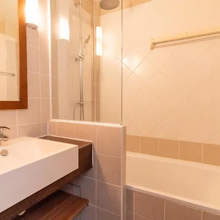 Ac Tourisme - Avec Piscine Et Tennis Apartment *