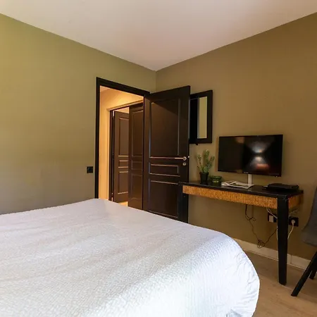 Apartment Ac Tourisme - Avec Piscine Et Tennis