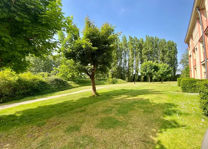 Appartement Ac Tourisme - Avec Piscine Et Tennis *