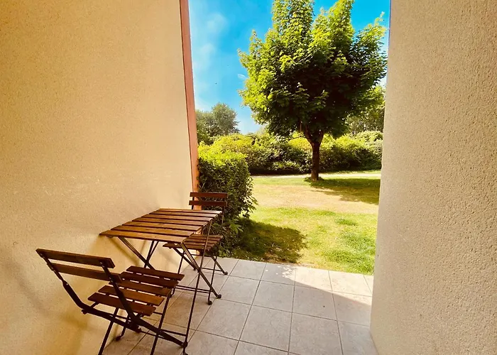 Appartement Ac Tourisme - Avec Piscine Et Tennis *