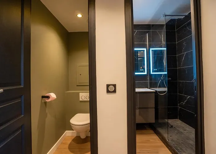 Ac Tourisme - Avec Piscine Et Tennis