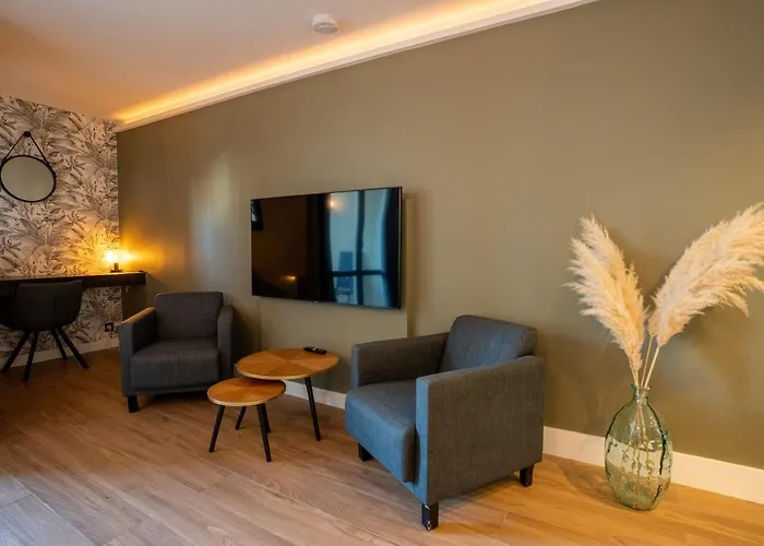 Ac Tourisme - Avec Piscine Et Tennis Appartement