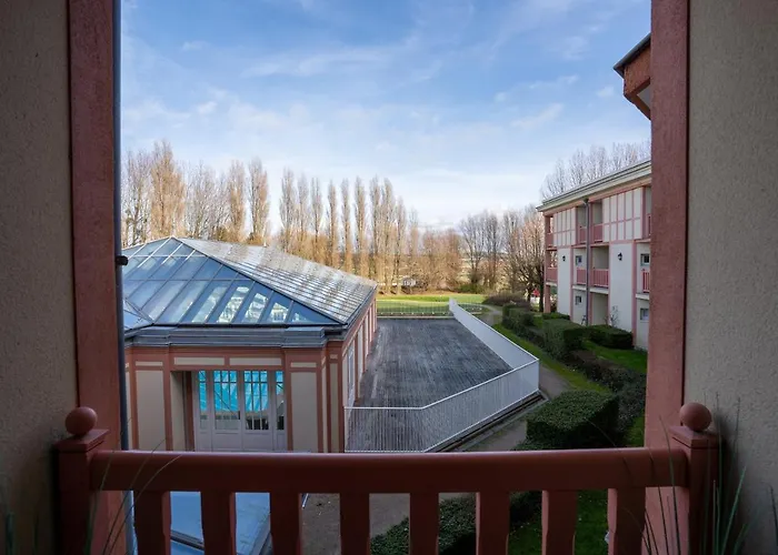 Appartement Ac Tourisme - Avec Piscine Et Tennis *