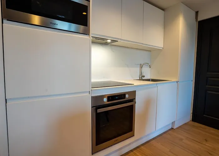 Ac Tourisme - Avec Piscine Et Tennis *