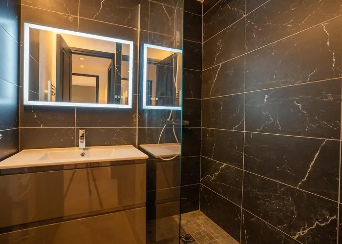 Appartement Ac Tourisme - Avec Piscine Et Tennis *