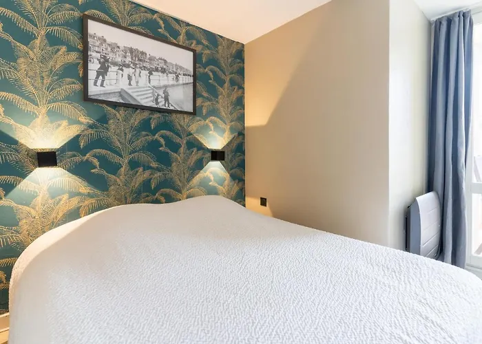 Ac Tourisme - Avec Piscine Et Tennis