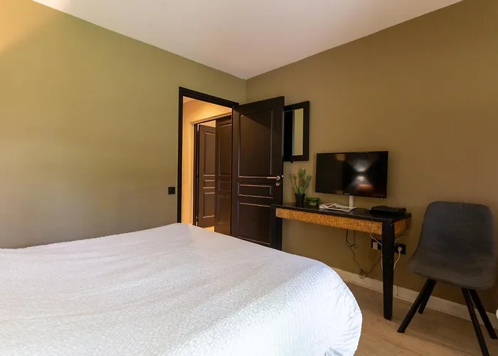 Appartement Ac Tourisme - Avec Piscine Et Tennis