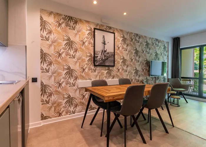 Ac Tourisme - Avec Piscine Et Tennis Appartement