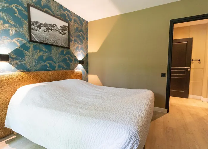 Ac Tourisme - Avec Piscine Et Tennis *